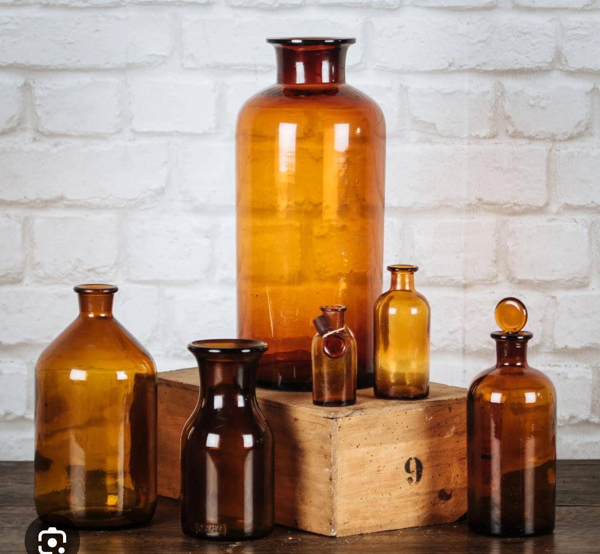 200 apothecary jars for Pauline pro