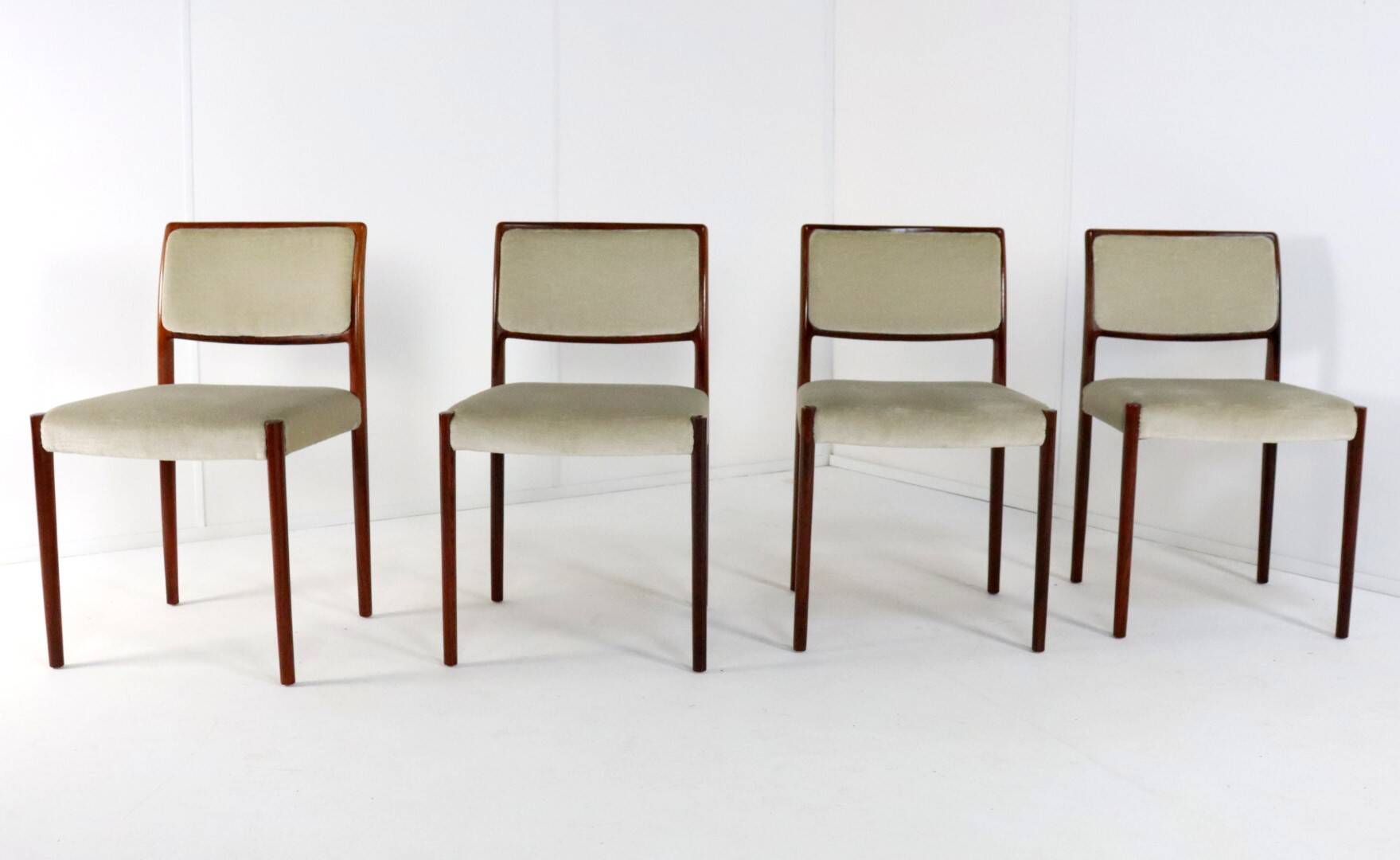 Set of 4 Niels O Möller model 80 chairs