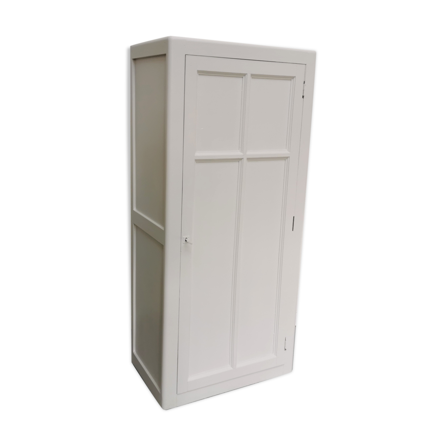 Armoire parisienne vintage 1950
