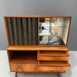 Buffet Jitona U-372/386 - design de Bohumil Landsman & Hubert Nepožitek