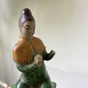 Tuile faitière équestre terre cuite époque Ming