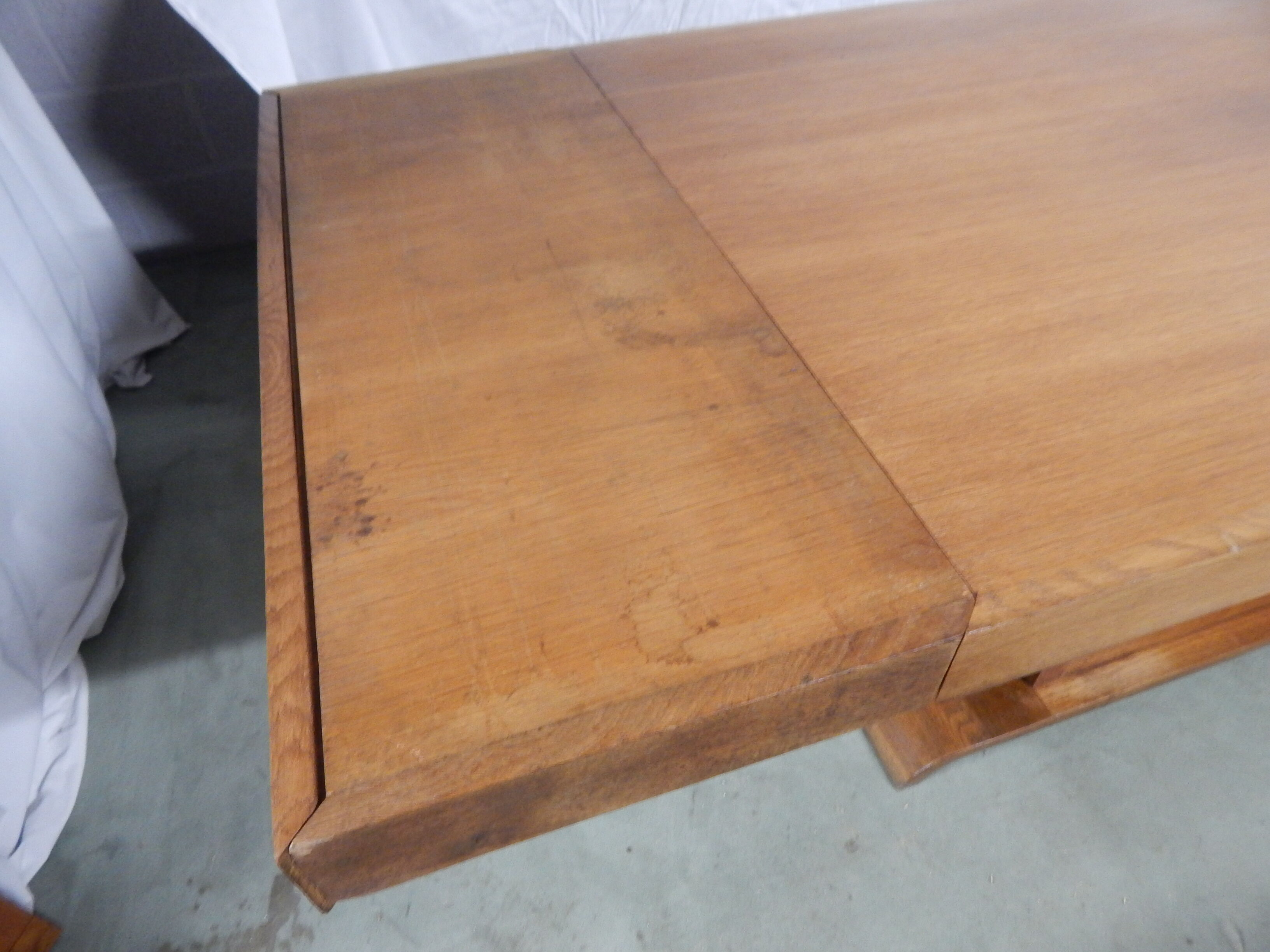 Art deco dining table