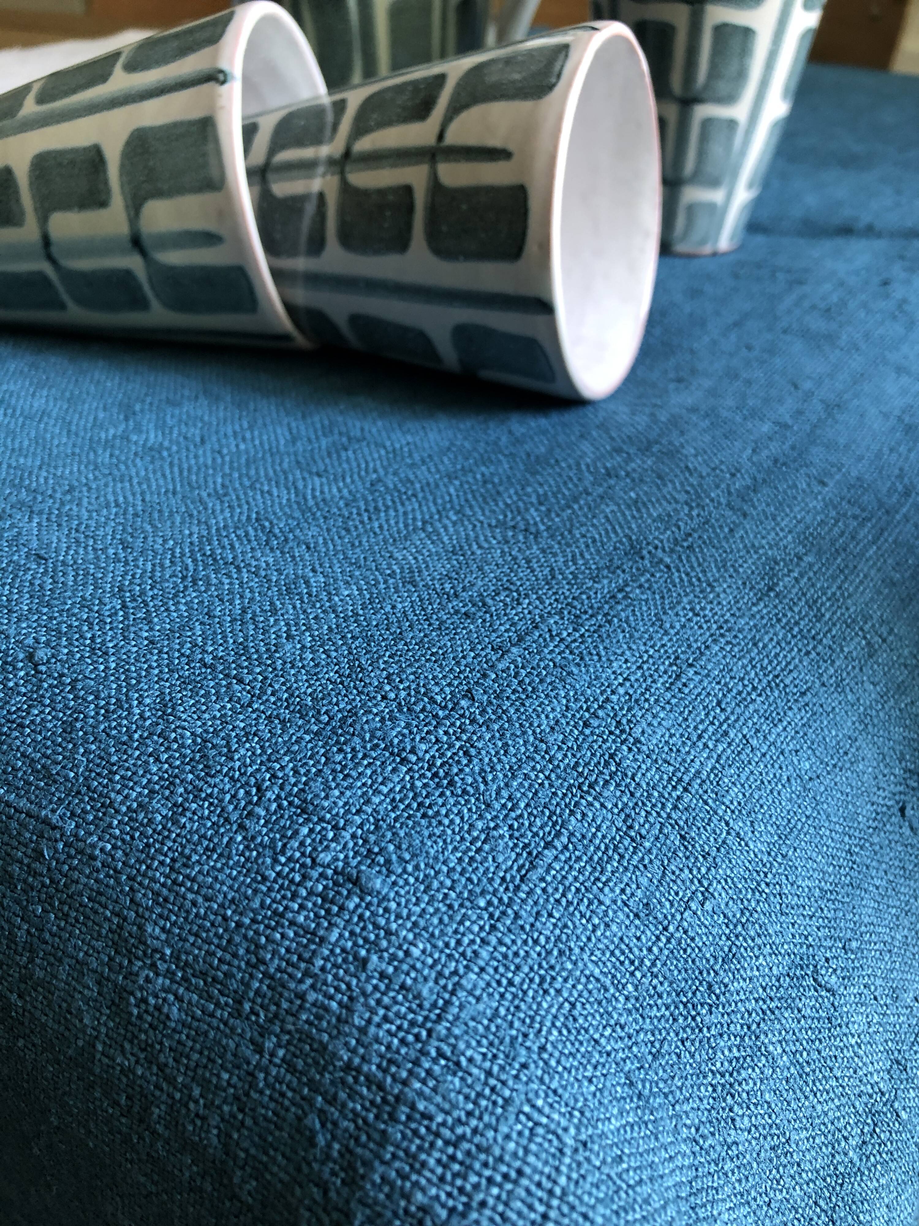 Nappe de vendange en chanvre ancien teint en bleu aquatique