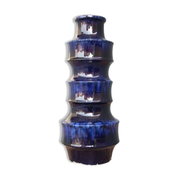 Years 30 ceramic vase