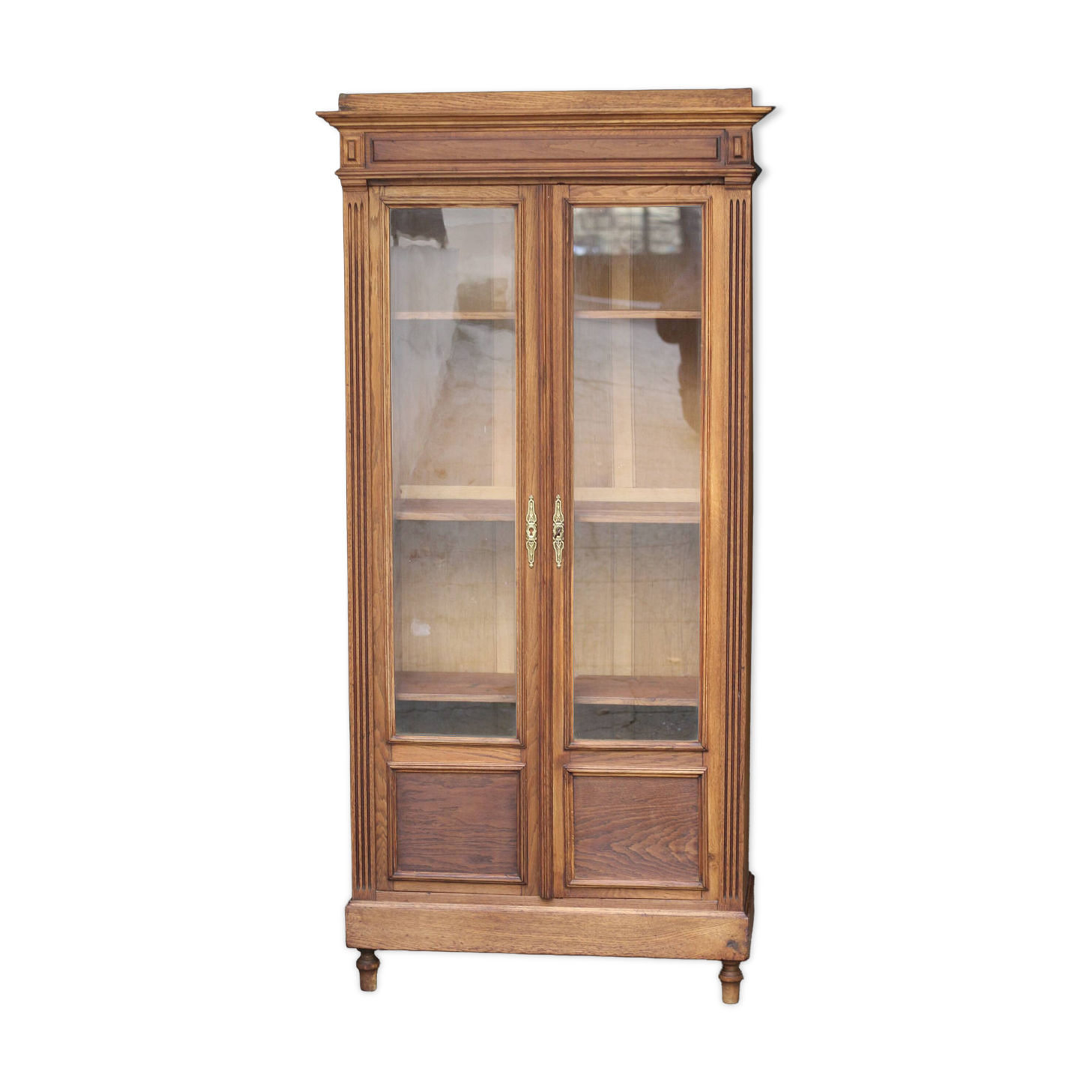 Belle armoire parisienne en chêne (début XXeme).