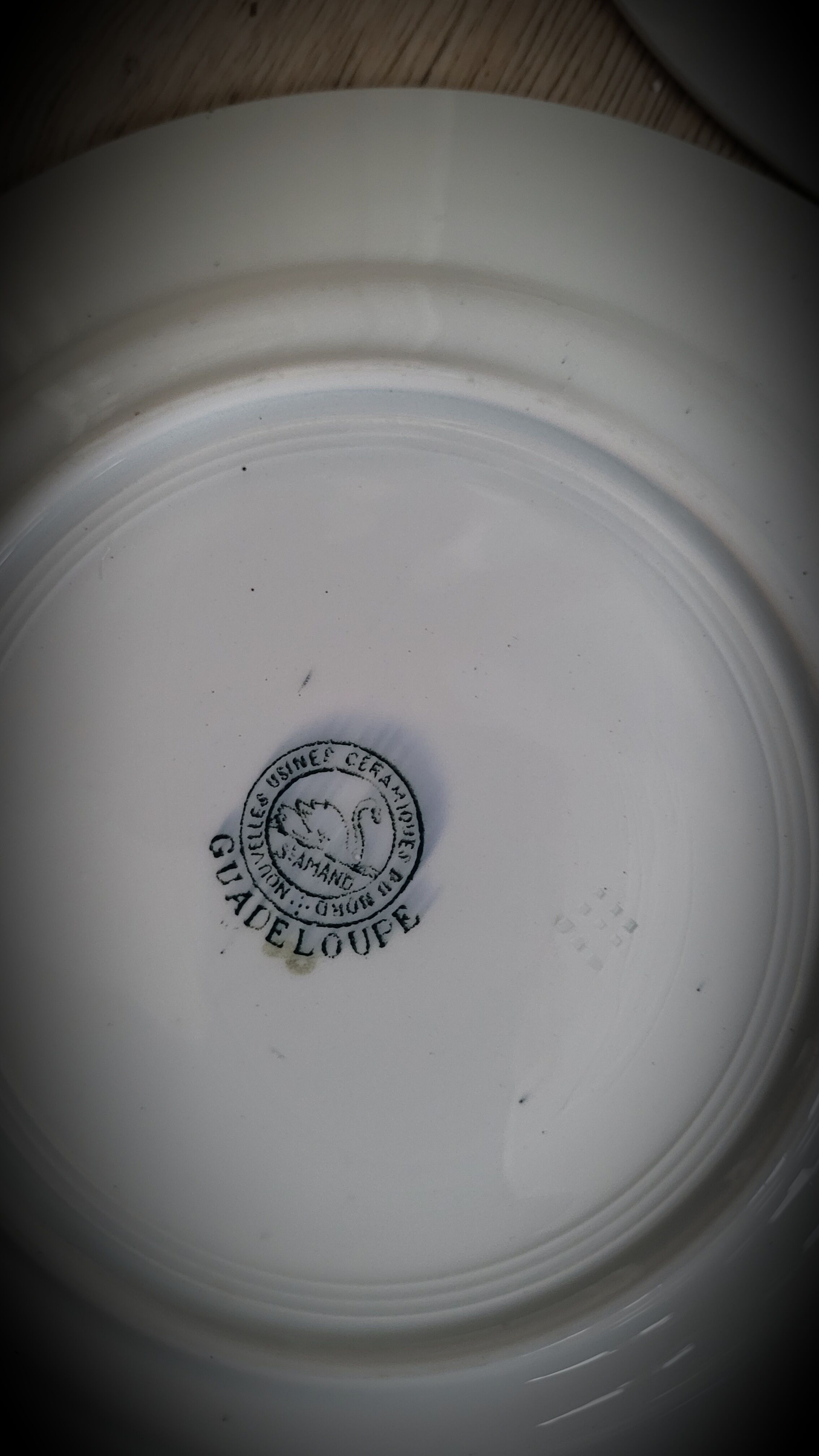 Quartet flat blue plates dessert 39