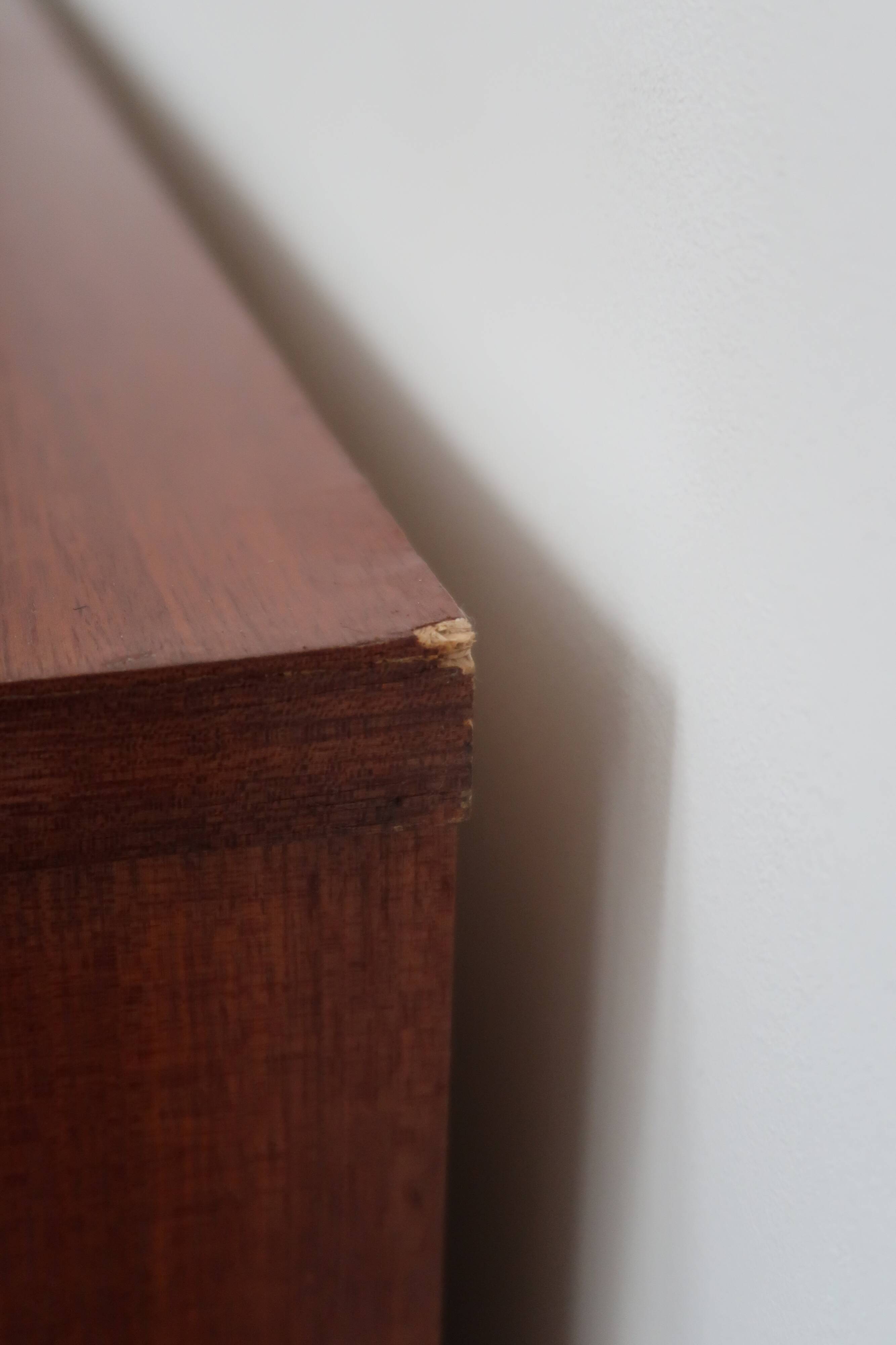 Small Scandinavian row