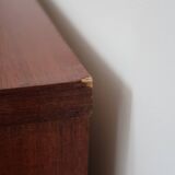 Small Scandinavian row