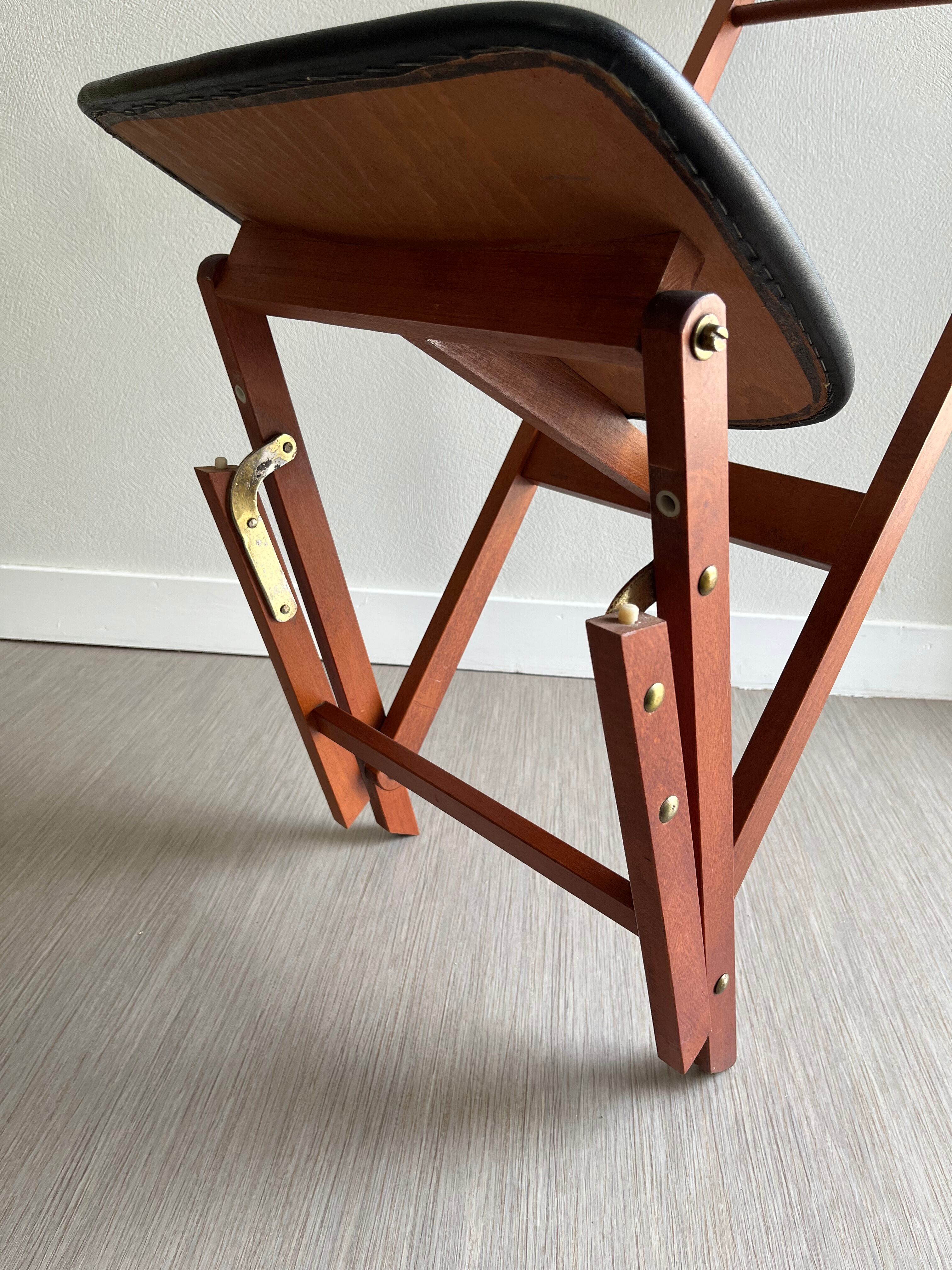 Valet de chambre for Fratelli Reguitti
