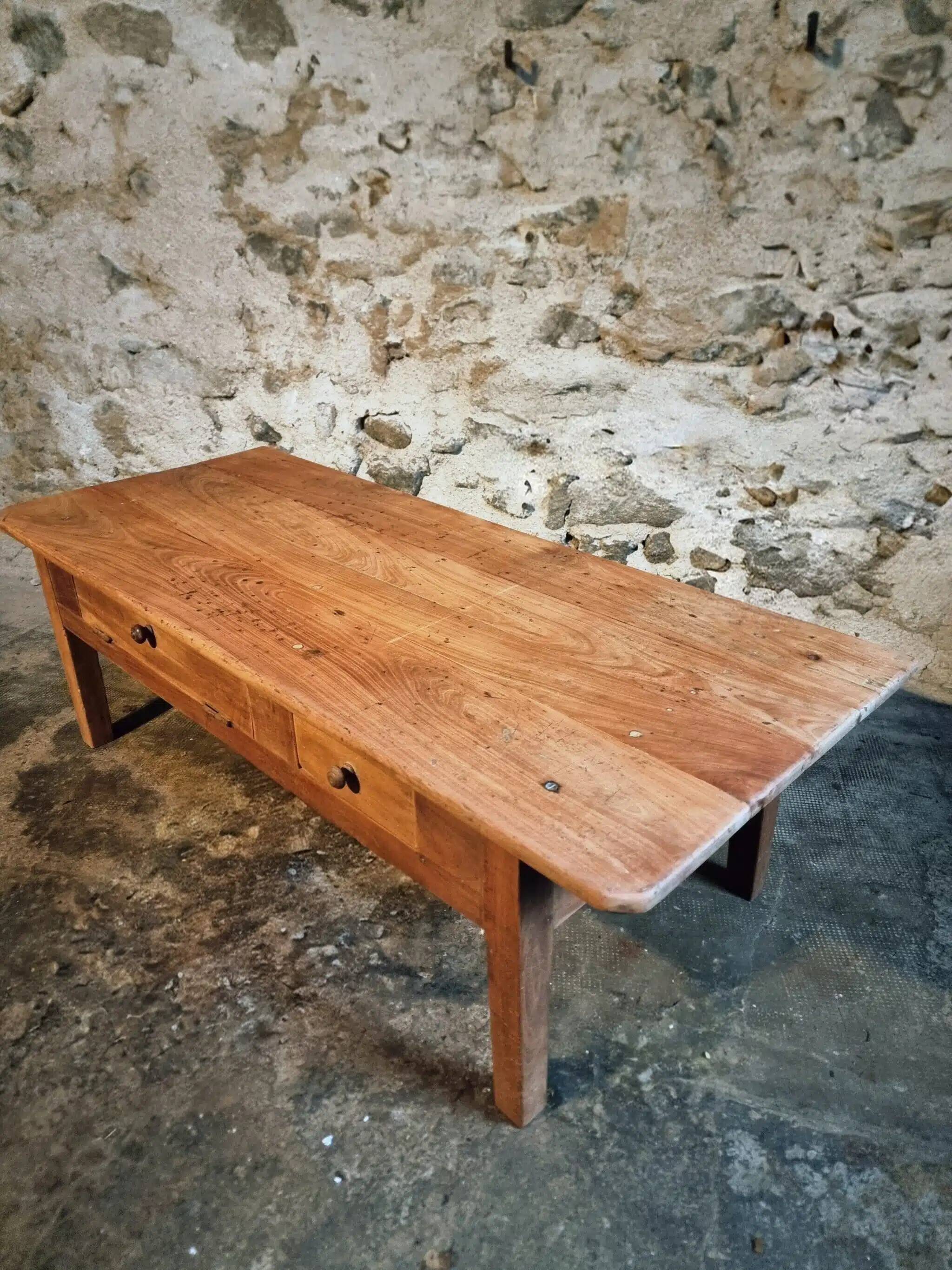 Old French rustic coffee table in cherry wood.