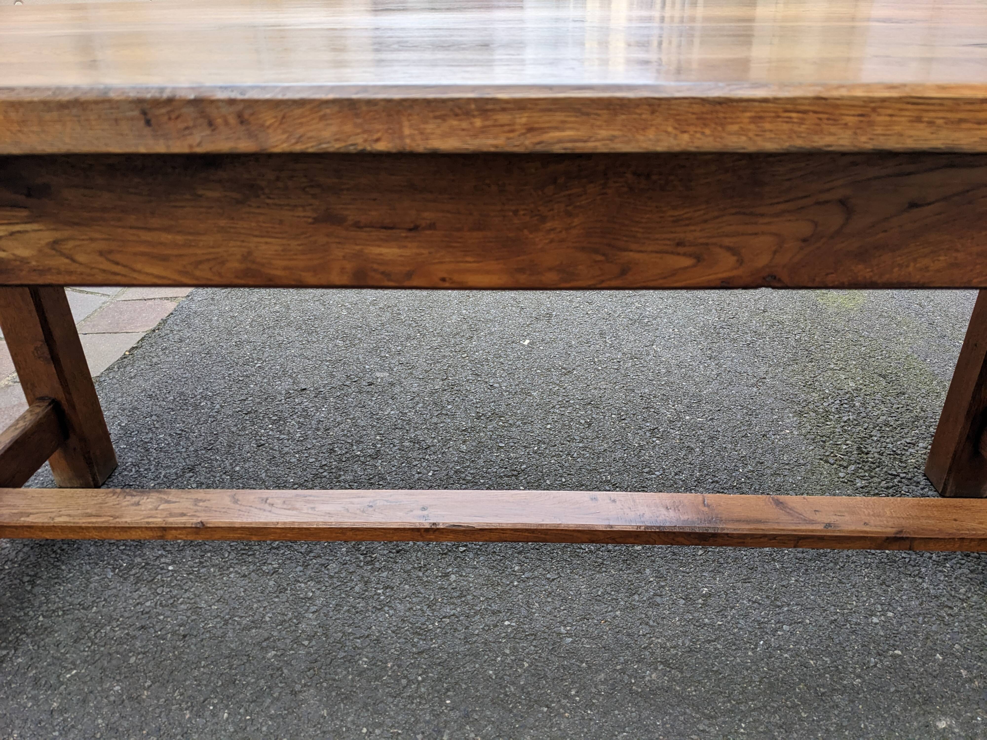 Table de ferme chêne