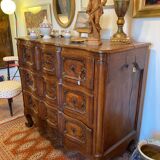 Chest of drawers crossbow eighteenth - Louis XV era