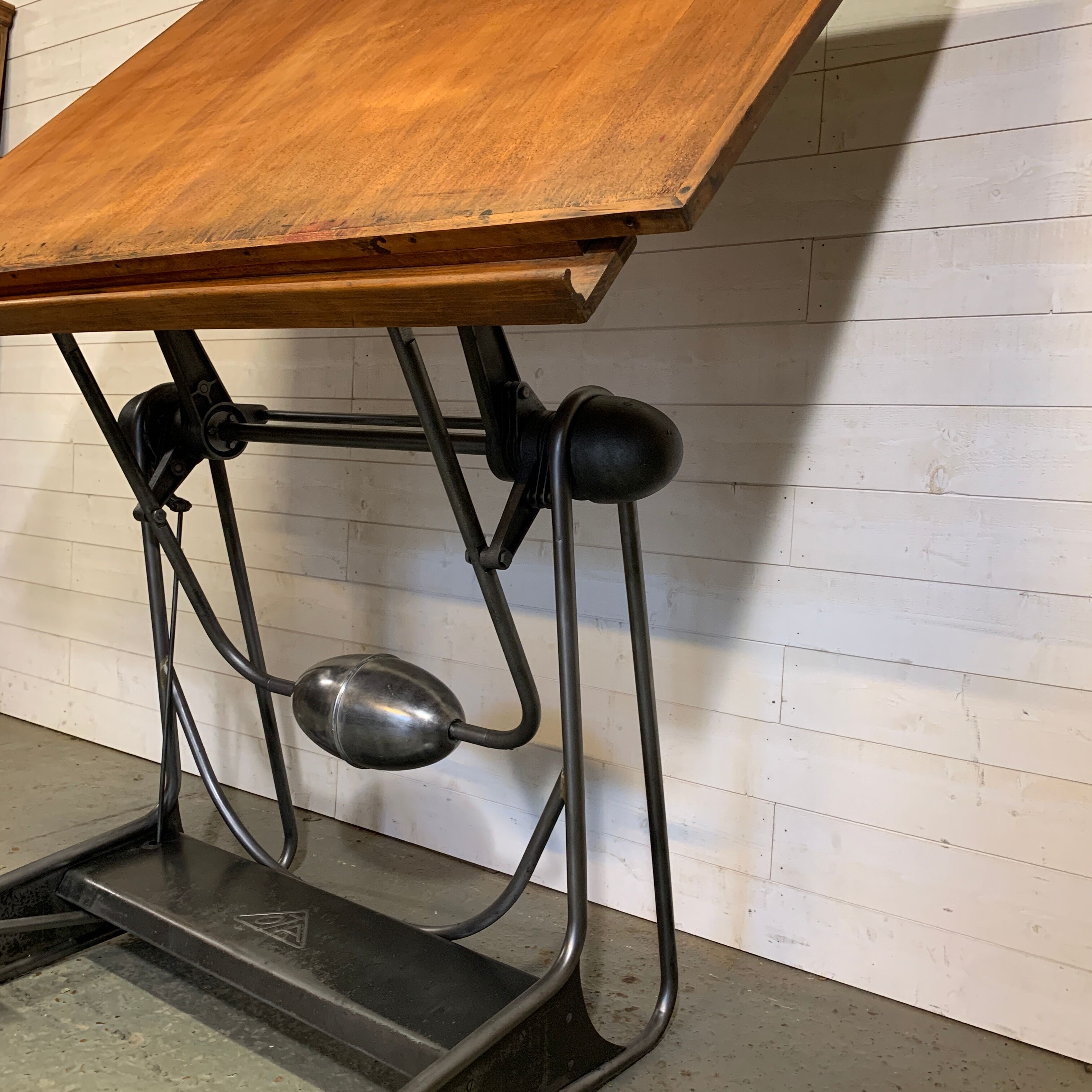 Drawing table OZA 1950