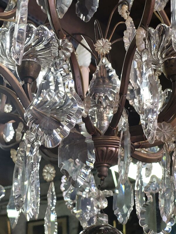 Chandelier with tassels 8 bulbs
