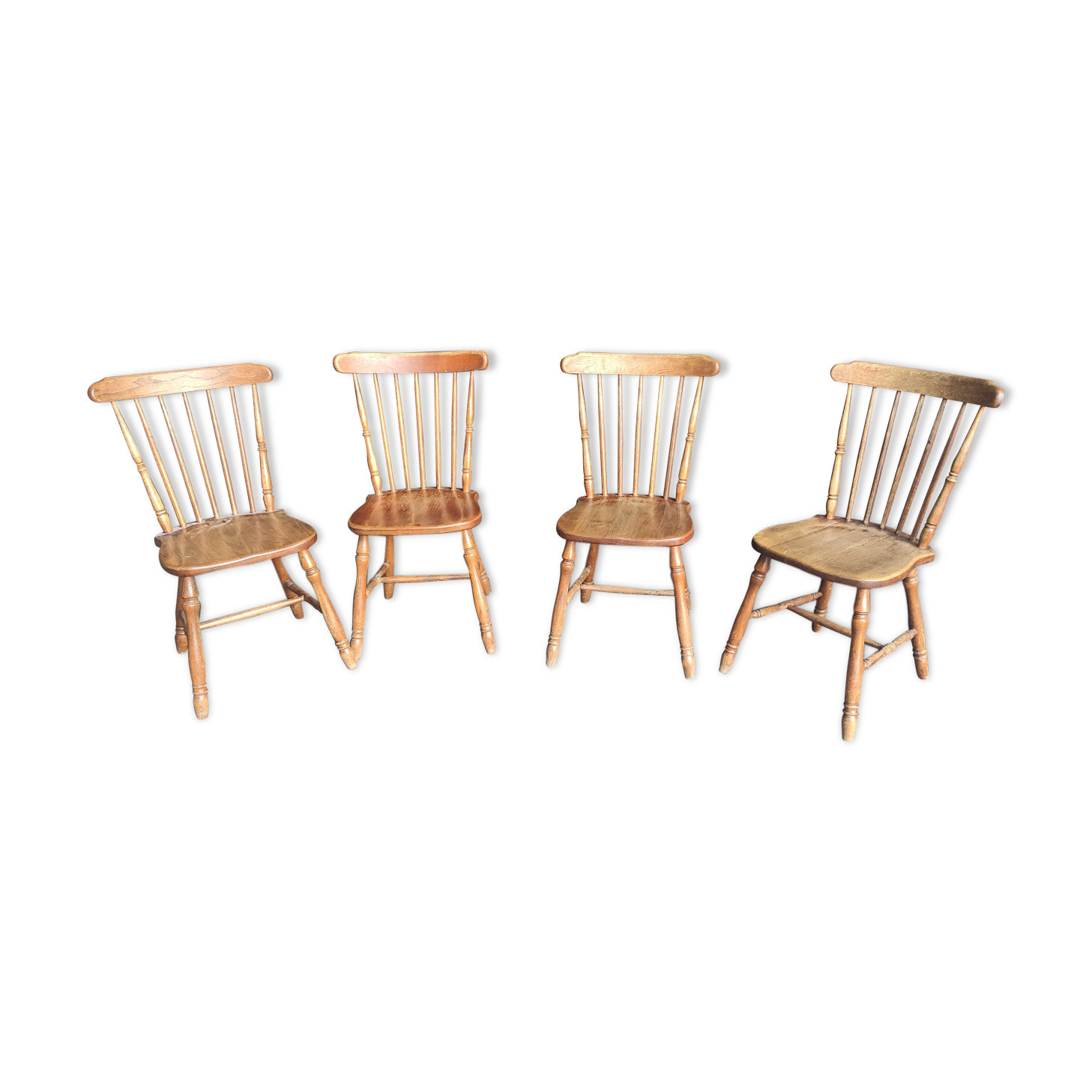 Série de 4 chaises bistrot, western en chêne