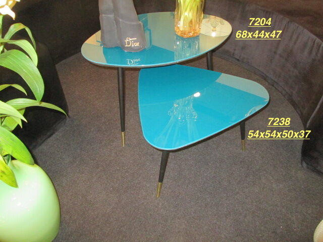 Set tables 70s