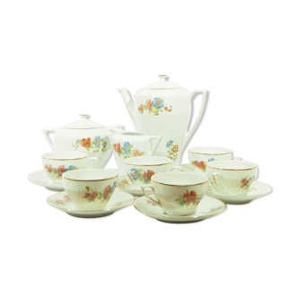 Porcelain coffee set decoration red and blue flowers golden border