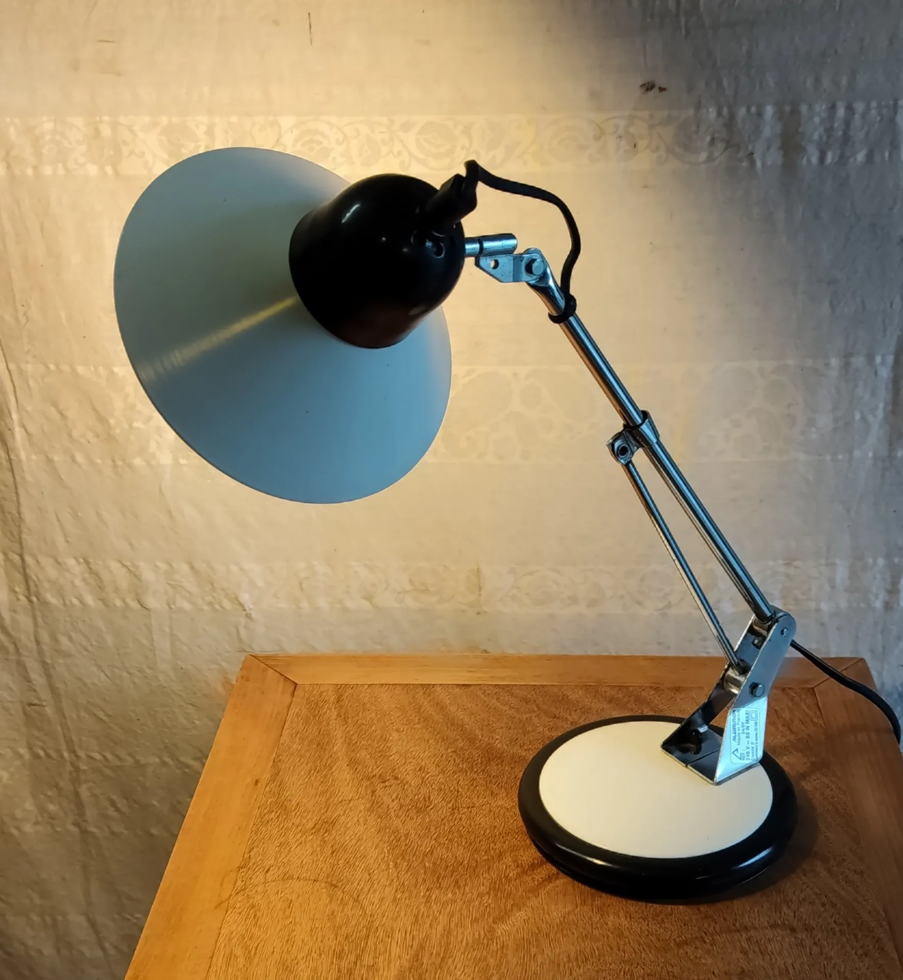 Articulated desk lamp by Aluminor (Fr.) - 1980s