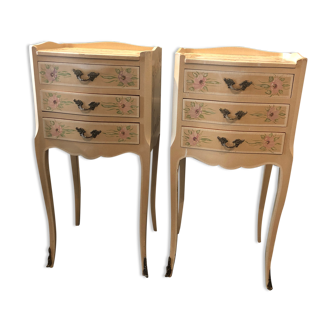 Pair of Venetian bedside louis XV painted