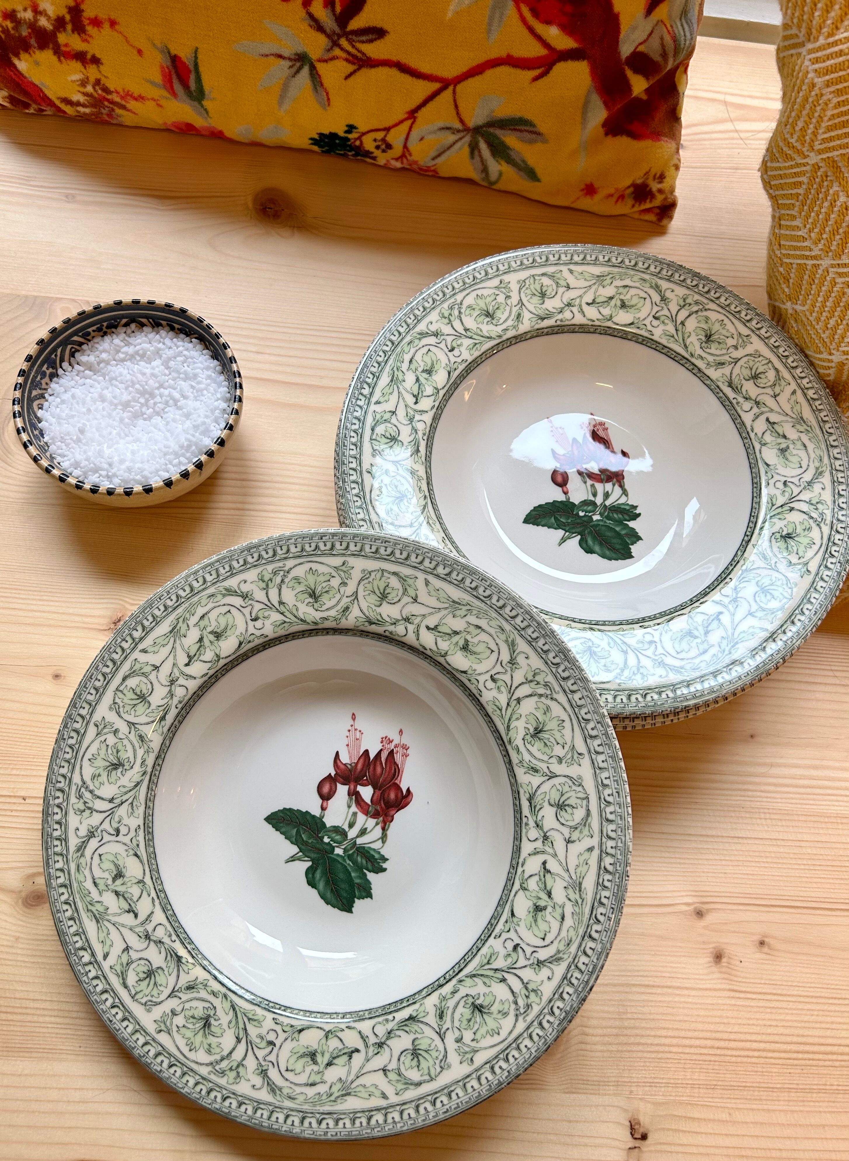 Plates" applebee collection " by "the royal horticultural society"