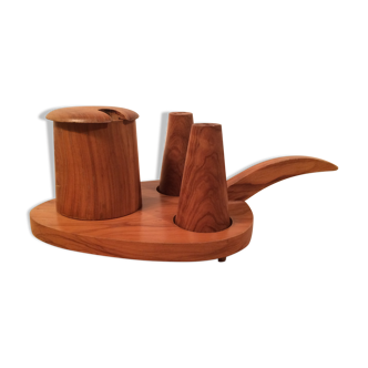 Servant salt pepper and mustard in olive wood, salt shaker