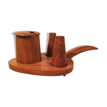 Servant salt pepper and mustard in olive wood, salt shaker