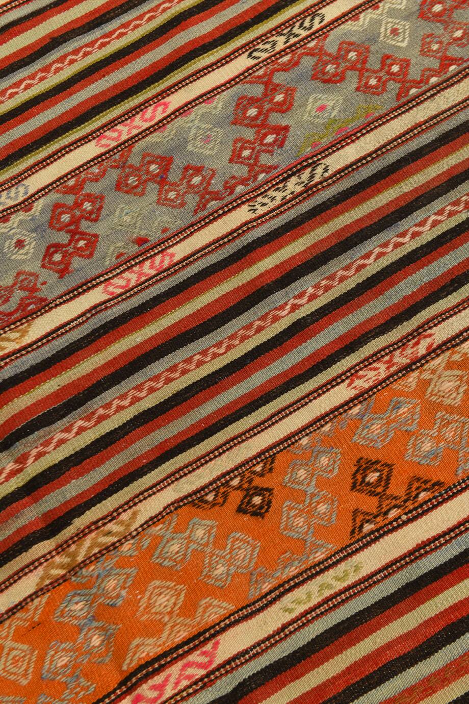 Red & Orange Mid Century Modern Kilim Rug, 174x267Cm