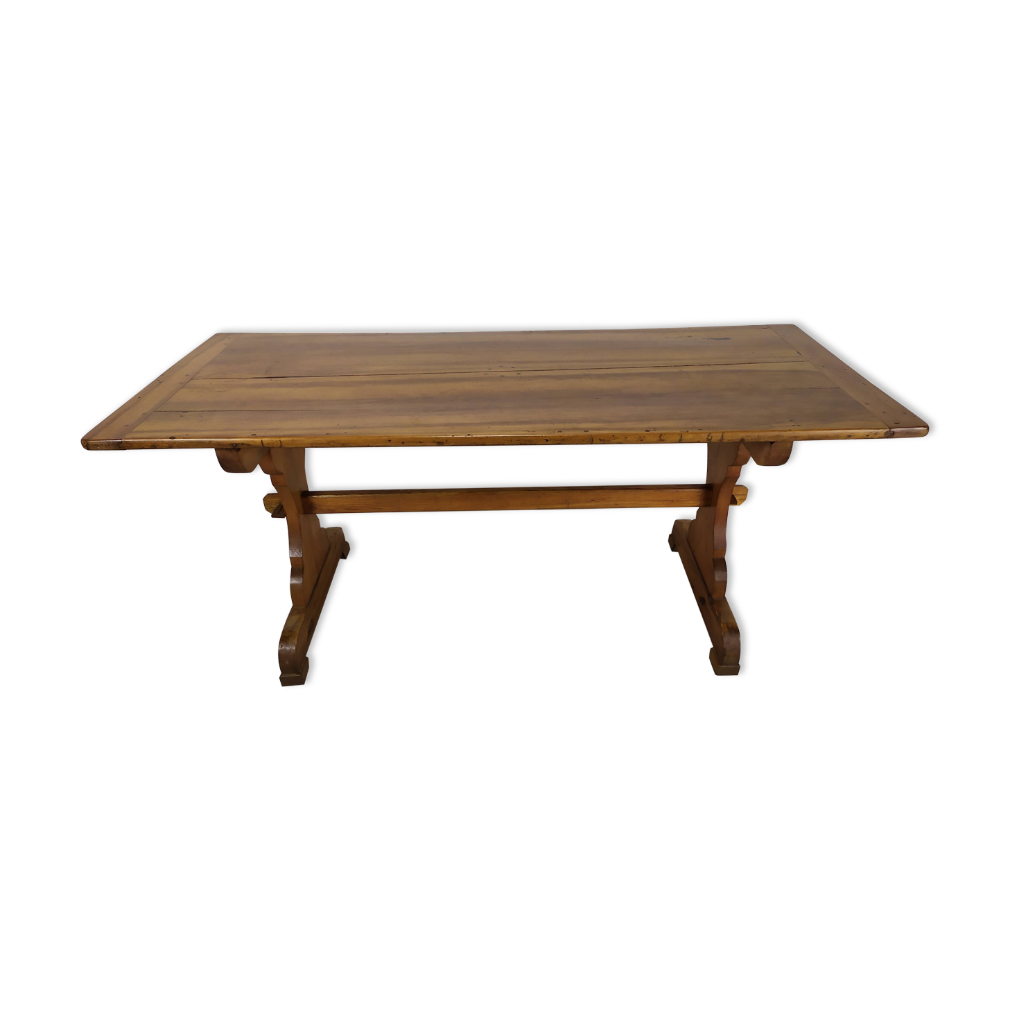Farmhouse table