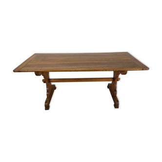 Farmhouse table