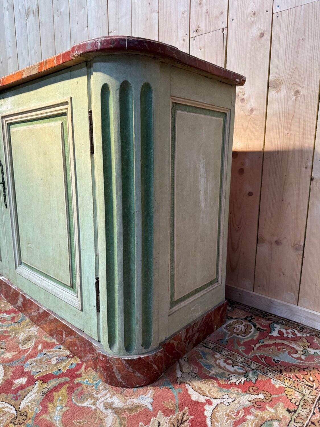 Low plinth buffet – Louis XIV period – Reclaimed wood & Faux marble