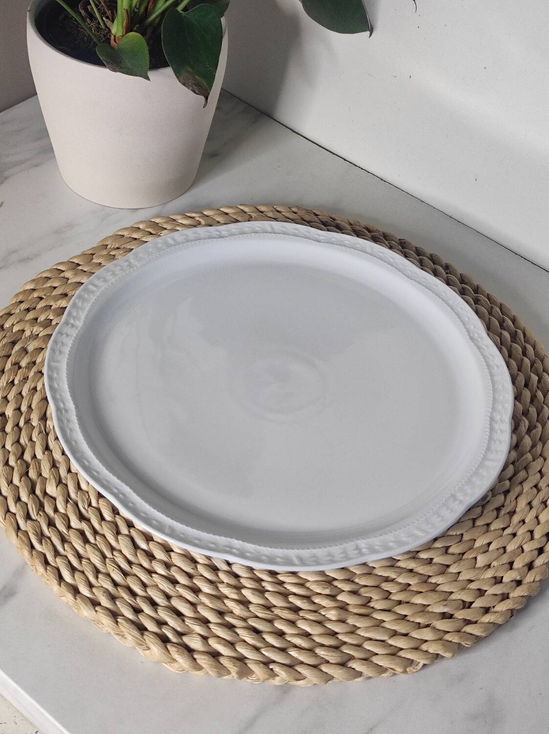 Porcelain plate