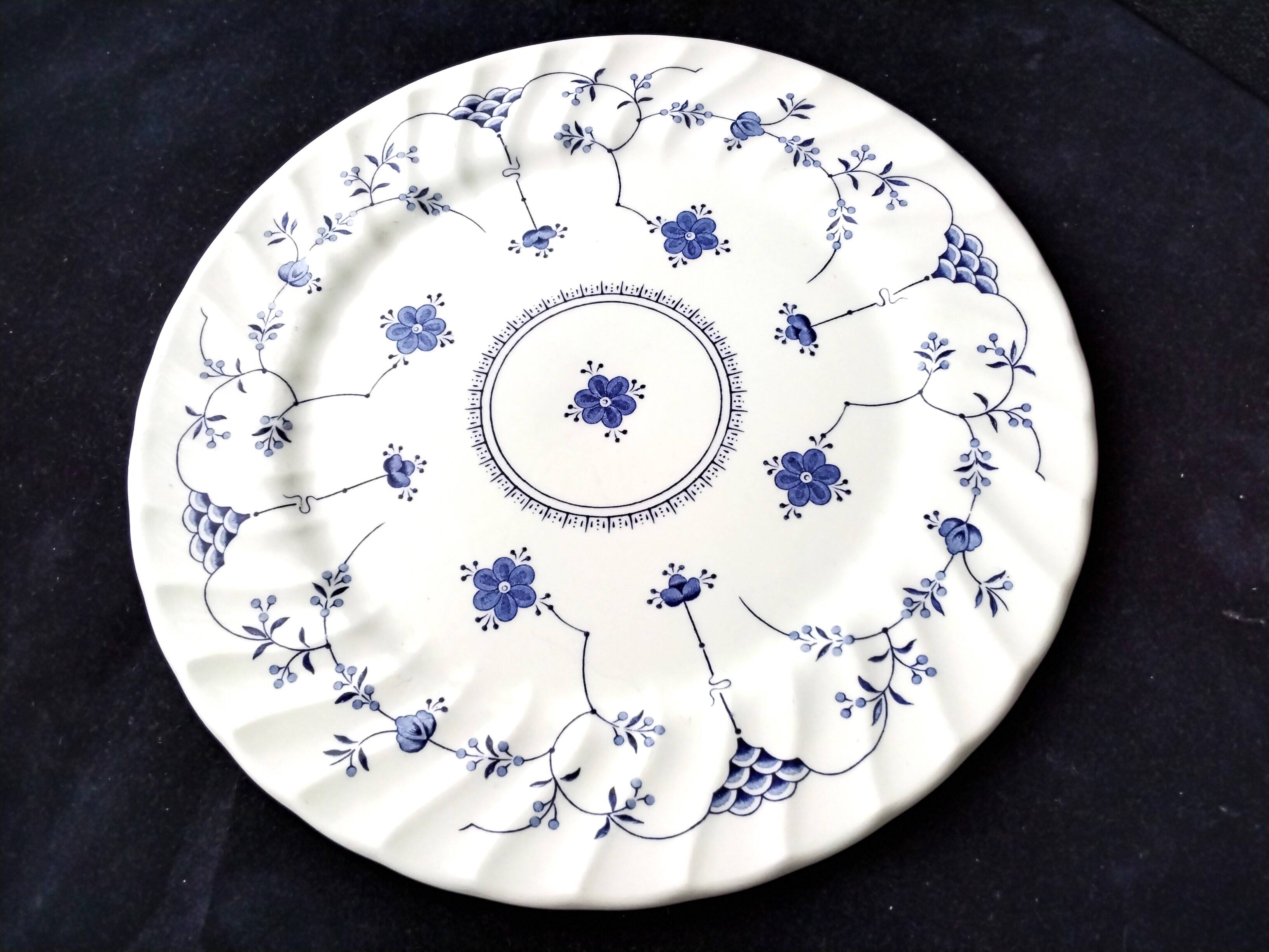 Myott Meakin pie dish Finland model