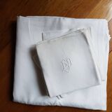 Nappe and its 10 gd monogram towels