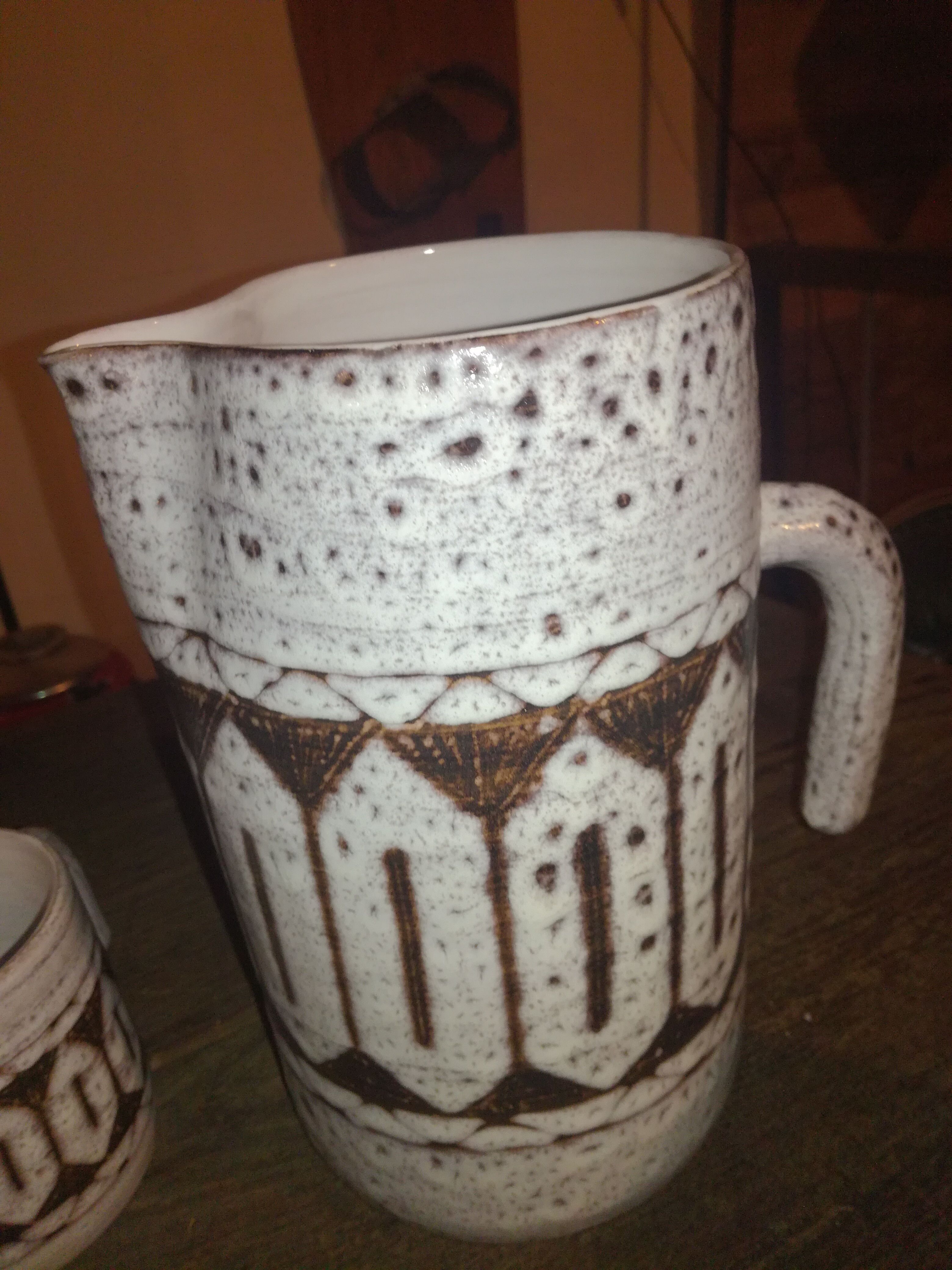 Service in sandstone