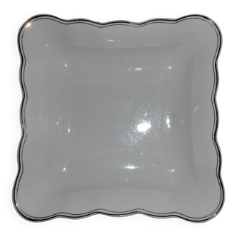 Square salad bowl in fine porcelain and serrated edges