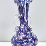 Vase en verre de Murano bleu attribué à Fratelli Toso avec des murrines, Italie
