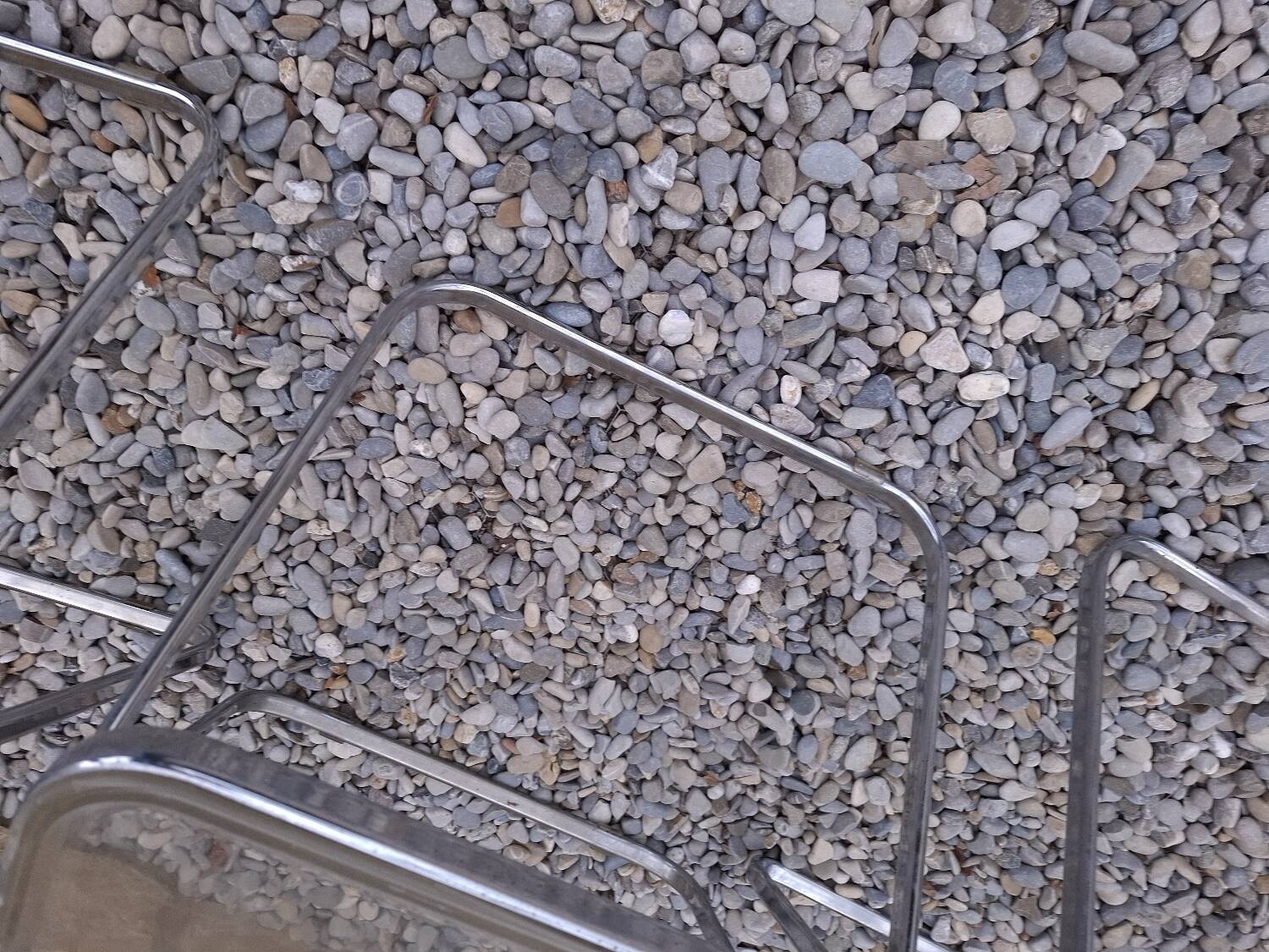 5 vintage 70'S chairs + Giancarlo Piretti Castelli support