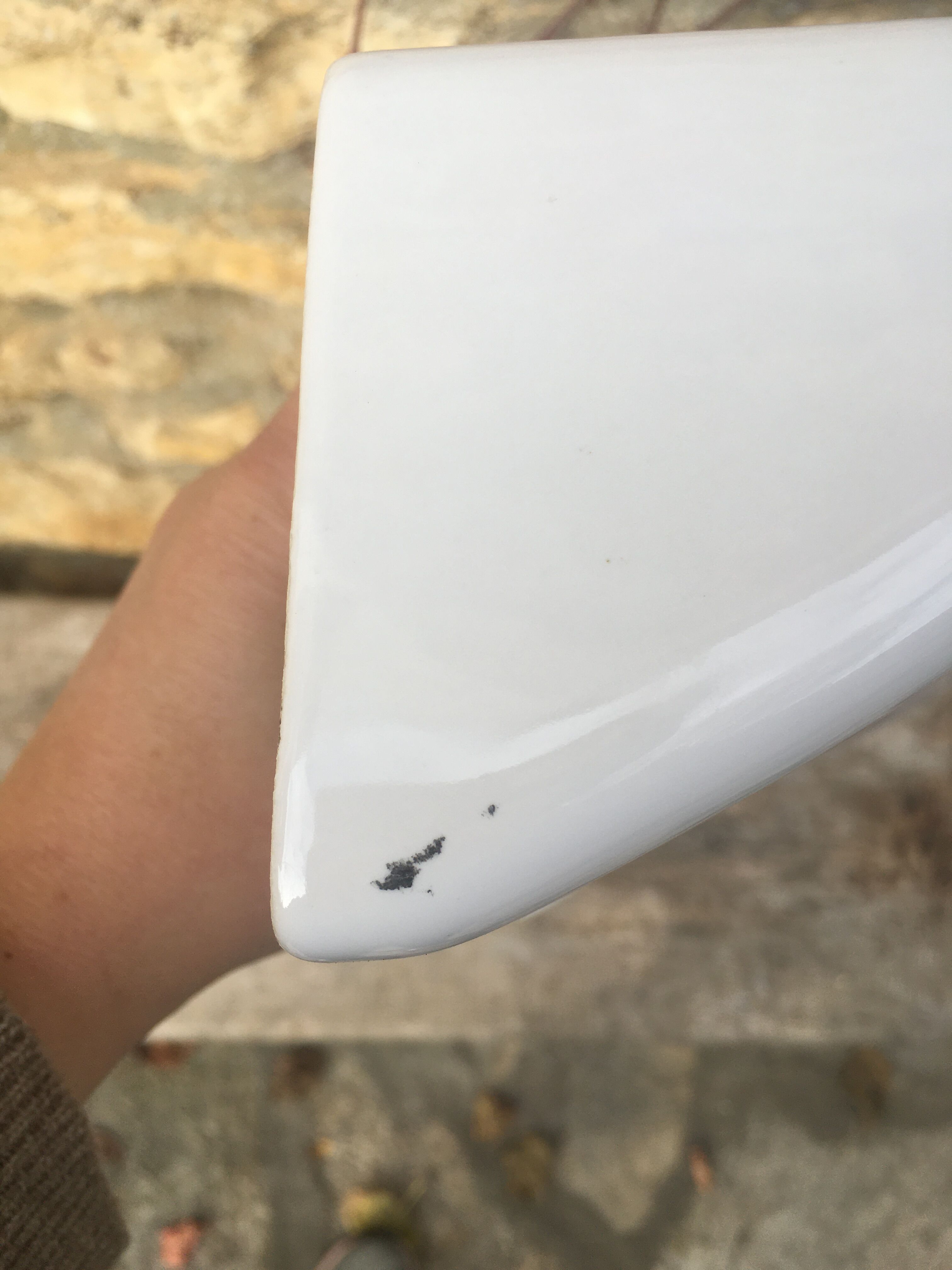 Bathroom porcelain tablet