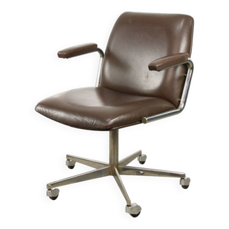 Mid-Century Italian Brown Leather Swivel Chair