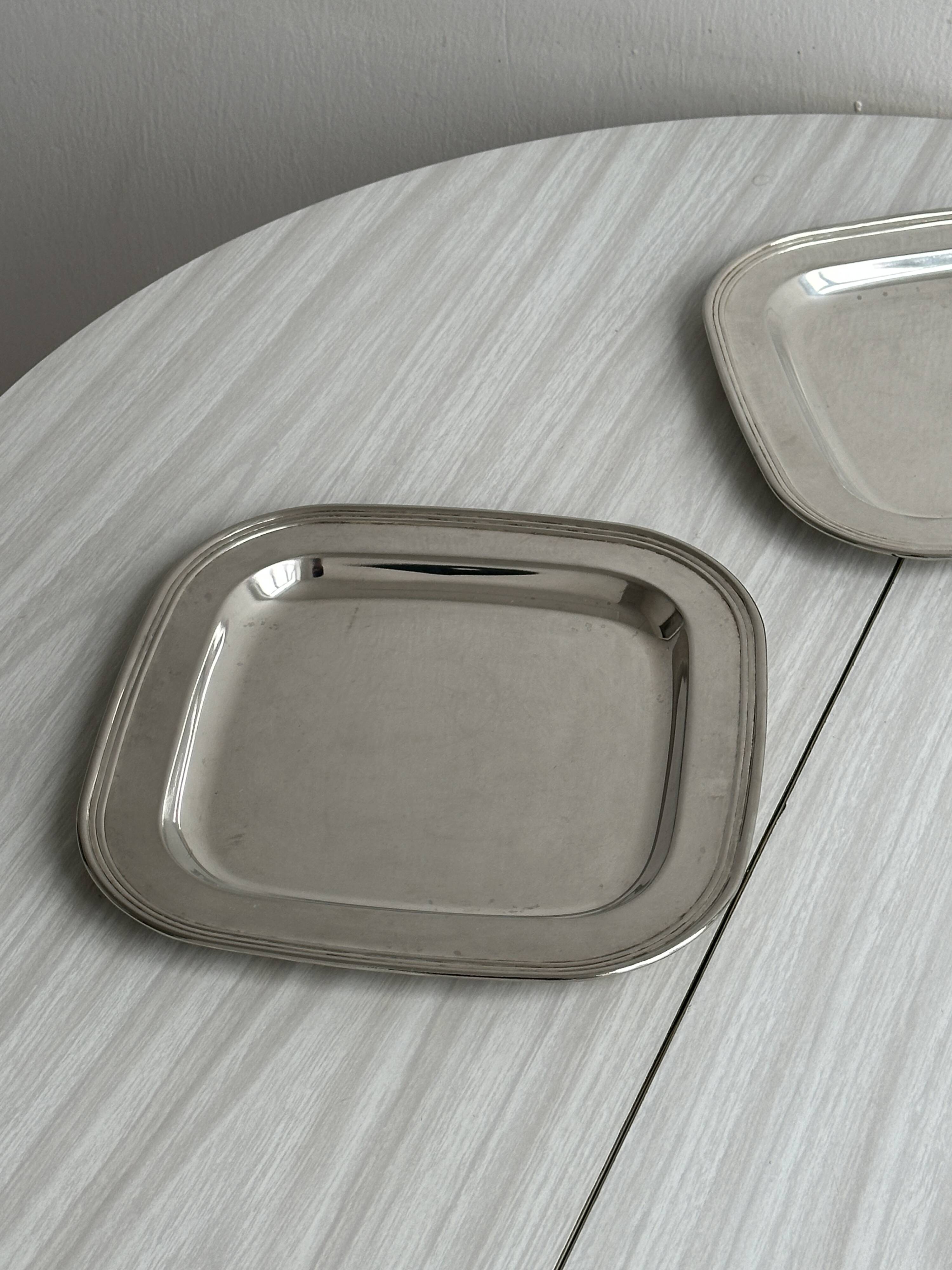 Shiny metal rectangular tray