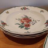 10 vintage Villeroy & Boch plates with flowers