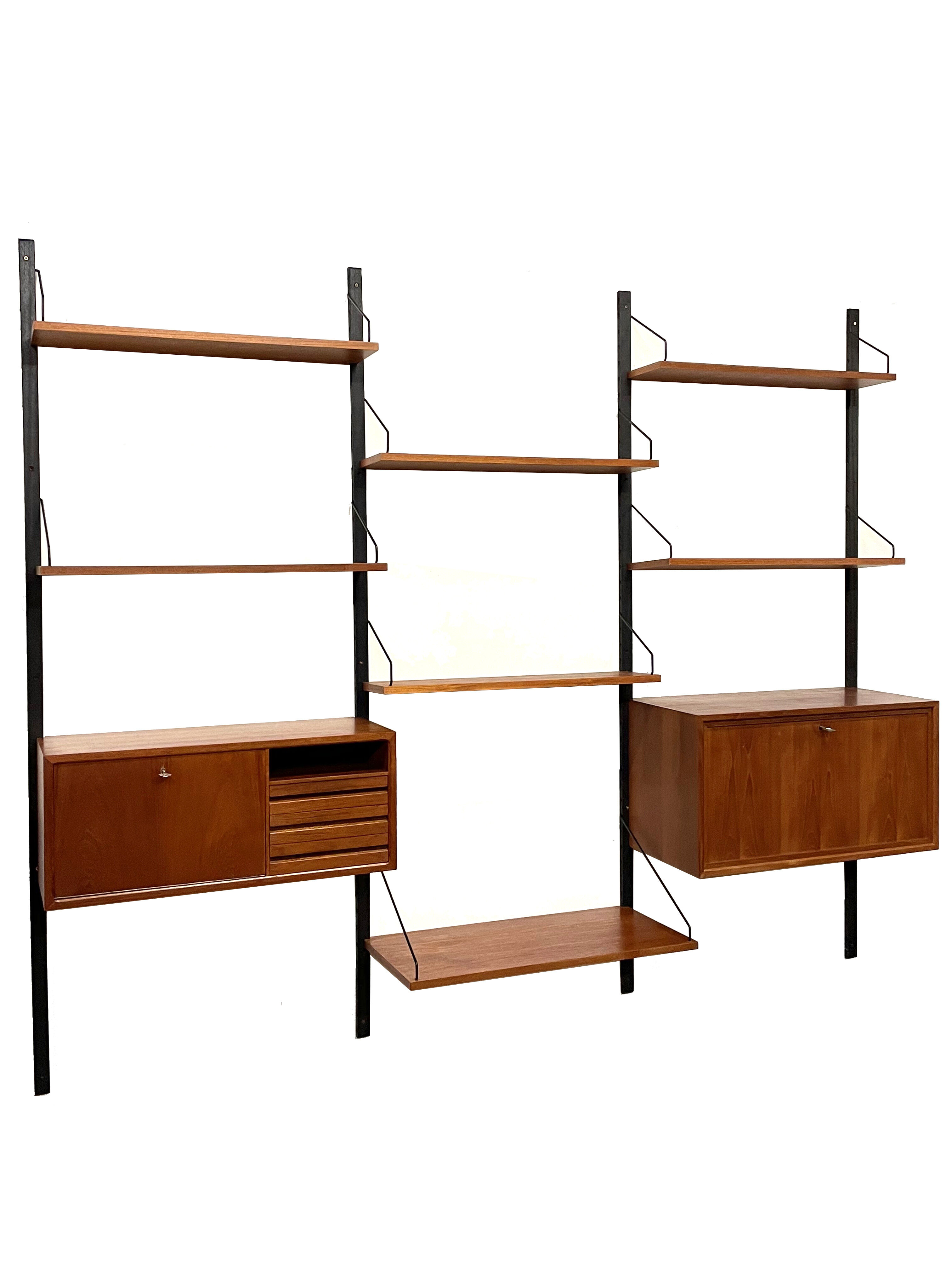 Poul Cadovius Royal System Mural Set