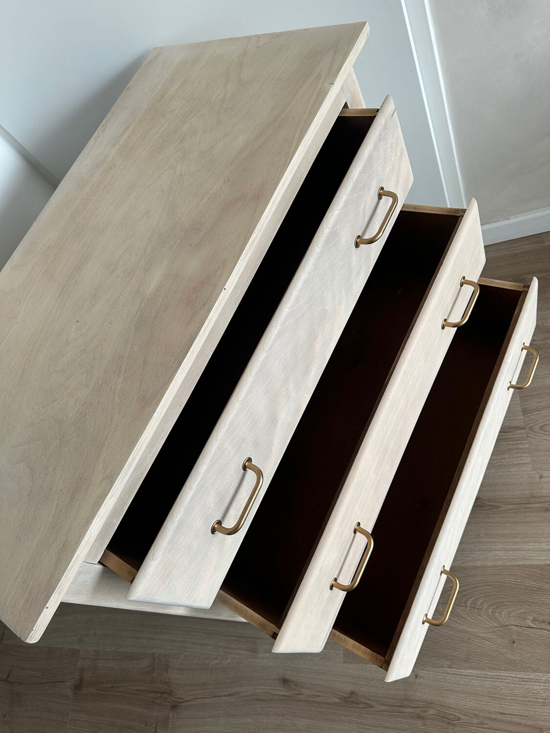 Vintage chest of drawers from the 50s/60s.