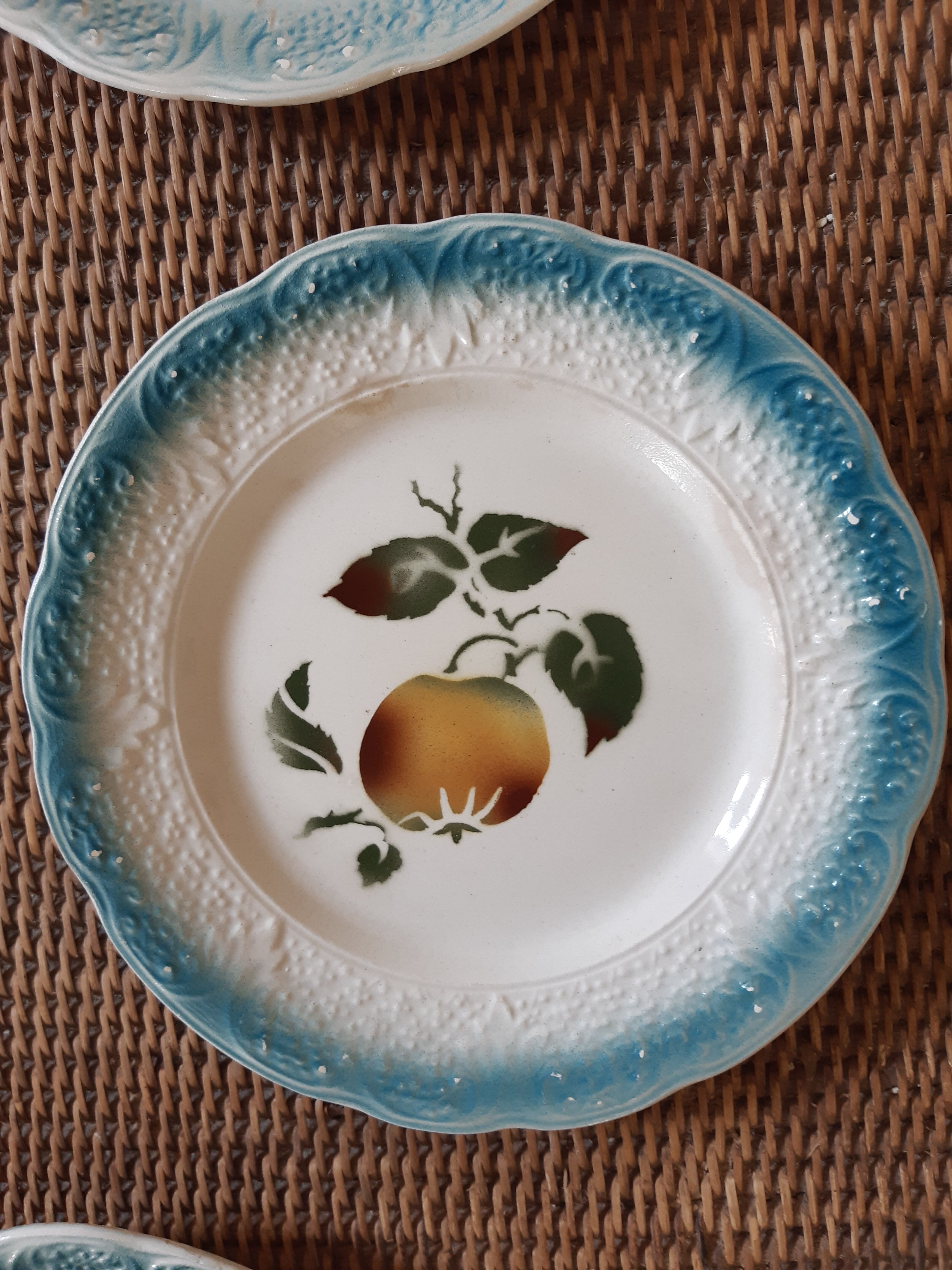 Lot de 6 assiettes barbotine