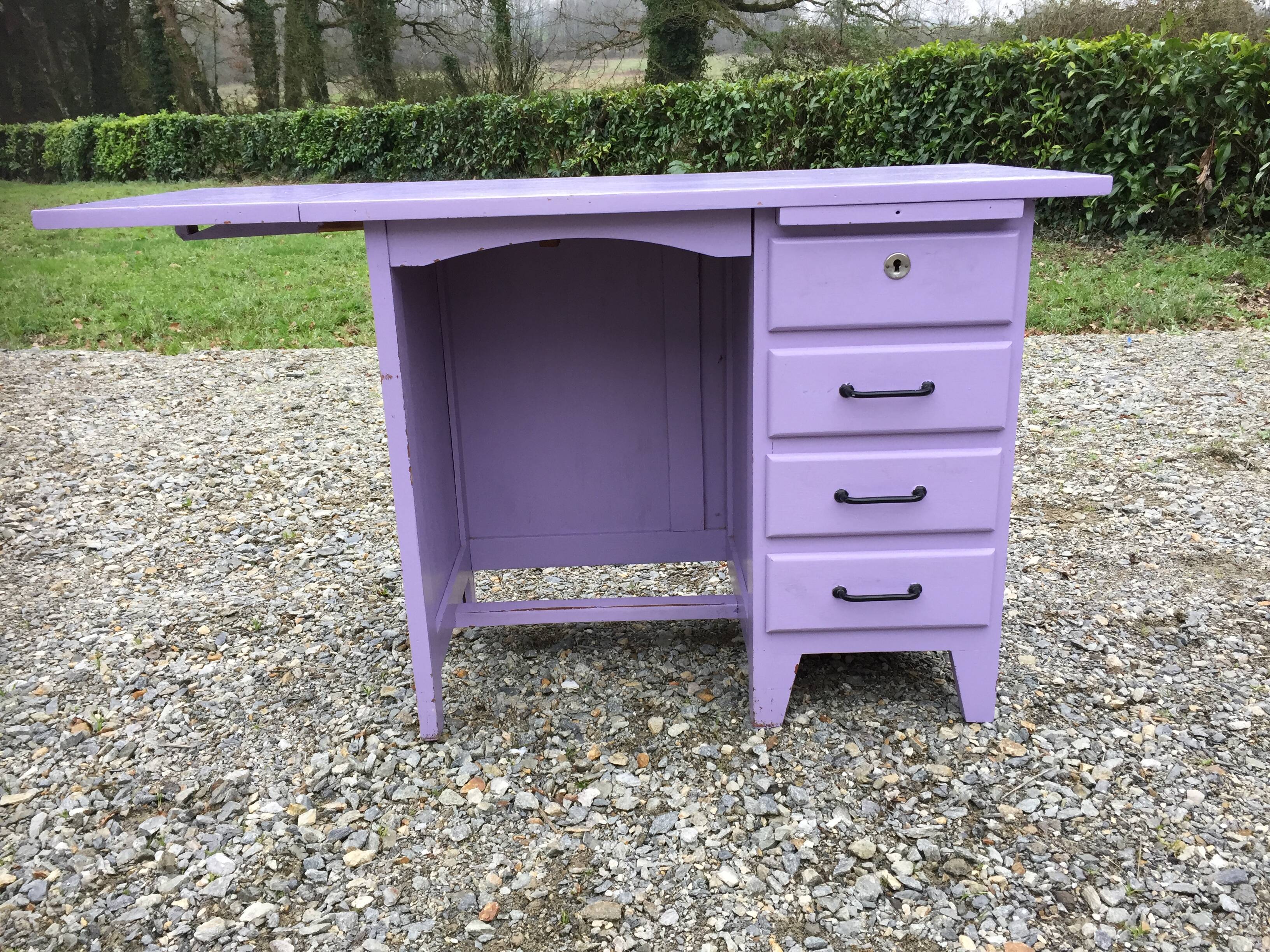 Vintage oak desk with 4 drawers painted in purple.
