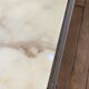 Table basse en marbre et laiton