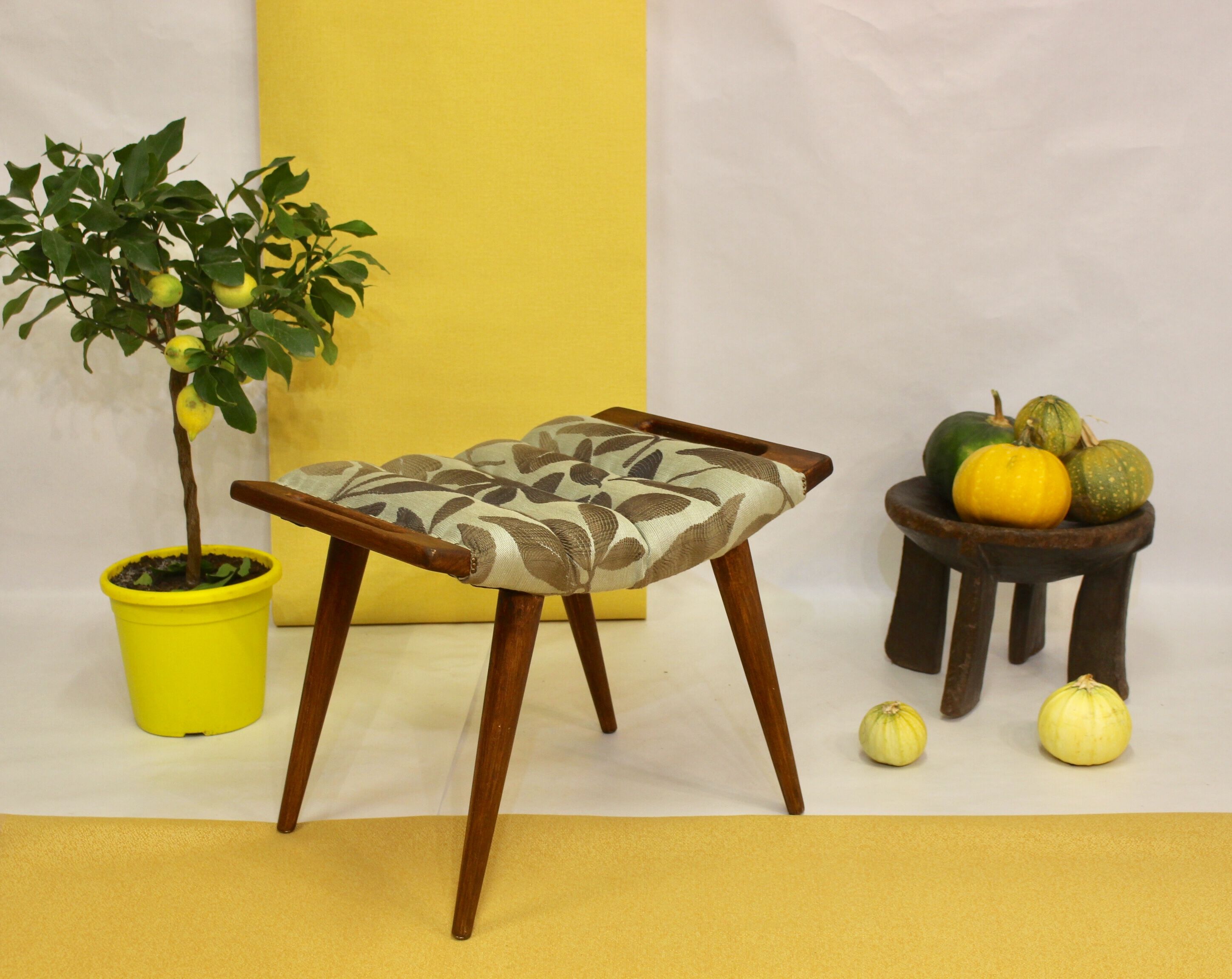 Vintage stool with 50/60s