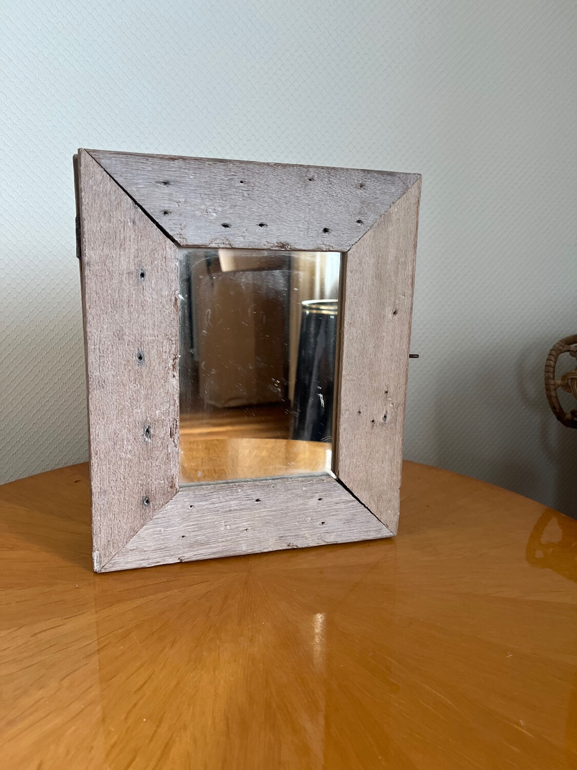 Boîte à clés vintage en bois
