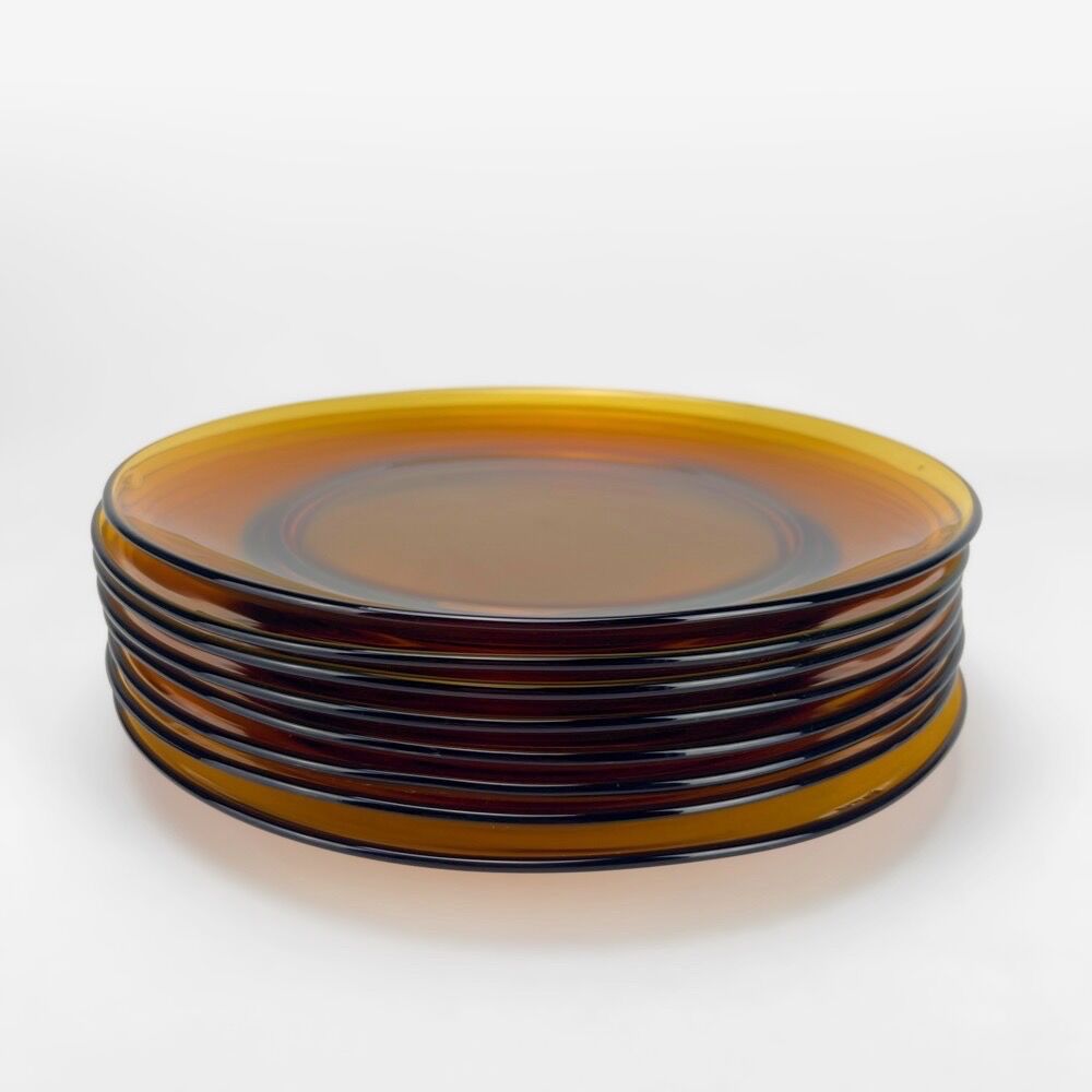 8 flat plates Duralex amber glass 70s