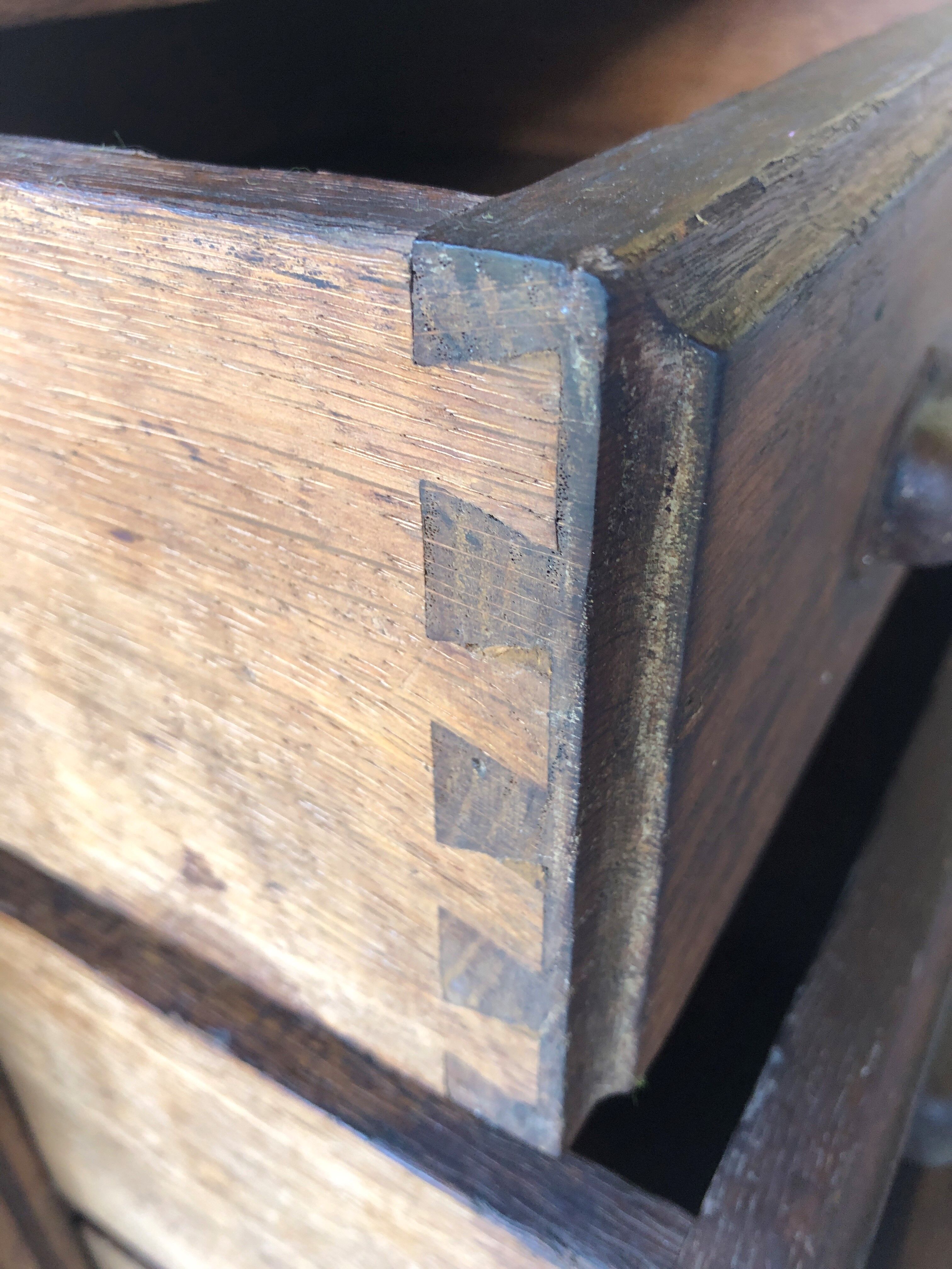 Cabinetmaker's workshop furniture with 12 drawers circa 30's/40's